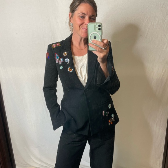 Cinq à Sept Meadow embellished blazer with Floral and butterfly details - Picture 13 of 15